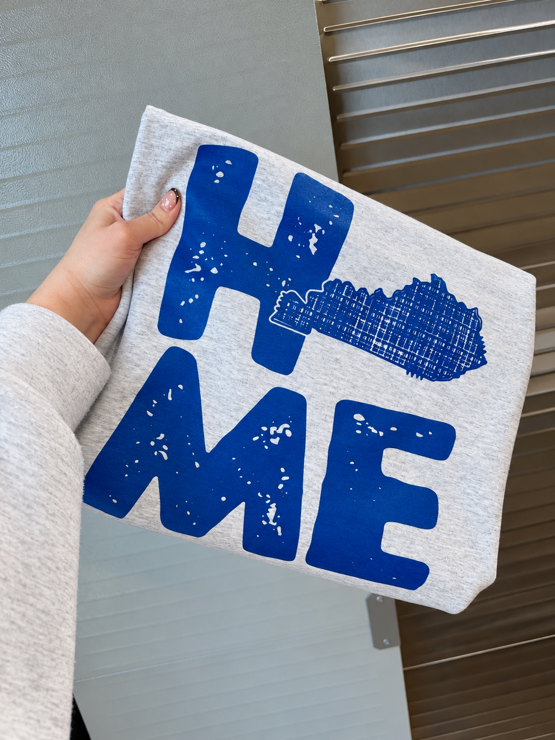 HOME KY Gildan Sweatshirt