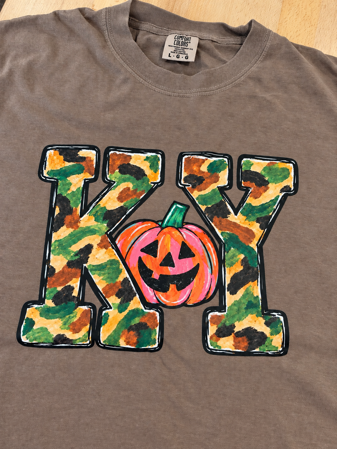 Camo KY Pumpkin Comfort Colors Tee  - IMPERFECT*