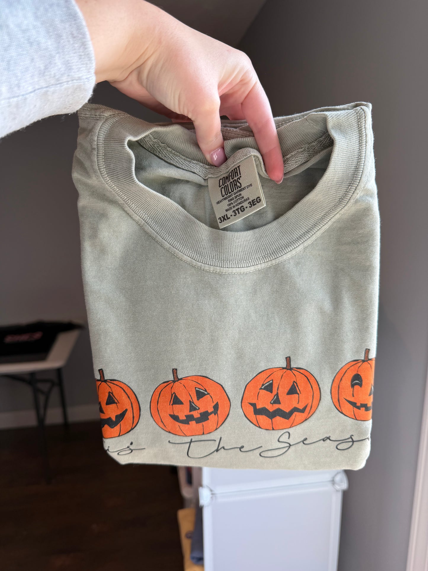 Tis the Season Tee